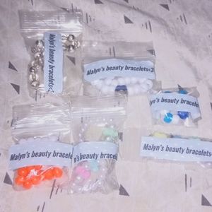 White/silver bracelet pack